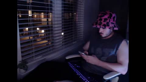 Snapshot of justinlaith chatting on 21, 6, 2026 JustinLaith online show from 21, 6, 2026