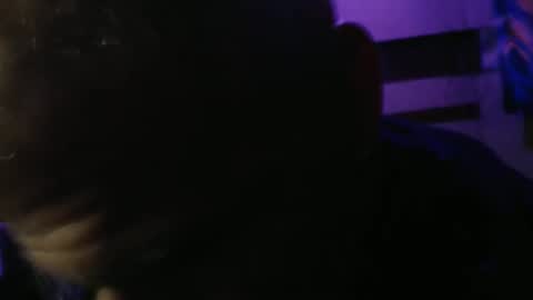 Snapshot of justinmoore1987 chatting on 6, 11, 2025 justinmoore1987 online show from 6, 11, 2025