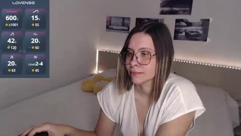 Snapshot of justmexy7 chatting on 18, 12, 2024 Julie online show from 18, 12, 2024