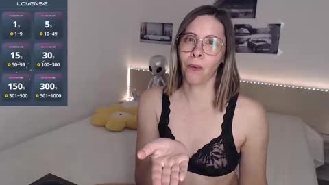 Snapshot of justmexy7 chatting on 1, 1, 2025 Julie online show from 1, 1, 2025