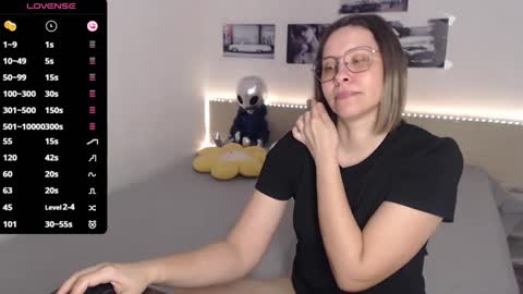 Snapshot of justmexy7 chatting on 21, 2, 2025 Julie online show from 21, 2, 2025