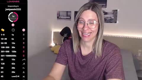 Snapshot of justmexy7 chatting on 26, 9, 2025 Julie online show from 26, 9, 2025