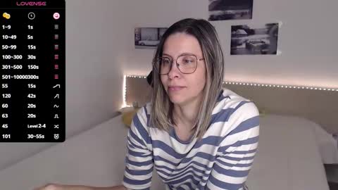 Snapshot of justmexy7 chatting on 13, 10, 2025 Julie online show from 13, 10, 2025