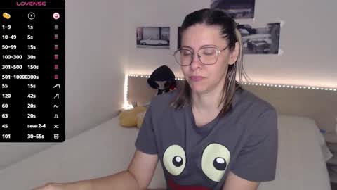 Snapshot of justmexy7 chatting on 23, 10, 2025 Julie online show from 23, 10, 2025