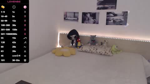 Snapshot of justmexy7 chatting on 12, 11, 2025 Julie online show from 12, 11, 2025