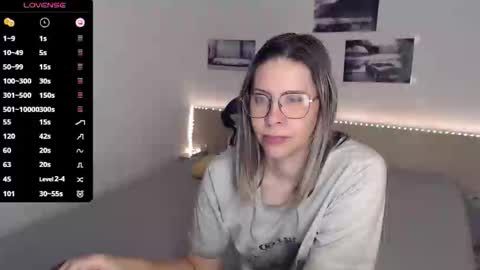 Snapshot of justmexy7 chatting on 26, 11, 2025 Julie online show from 26, 11, 2025