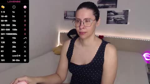 Julie online show from 16, 4, 2026