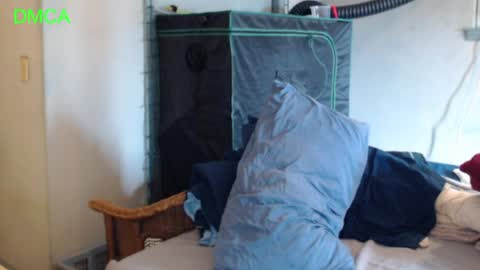 Justonetime1 online show from 4, 4, 2026