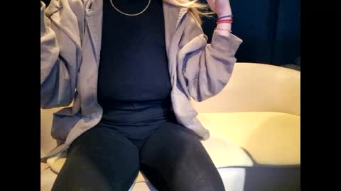 Snapshot of justonetime333 chatting on 30, 9, 2025 Ana online show from 30, 9, 2025