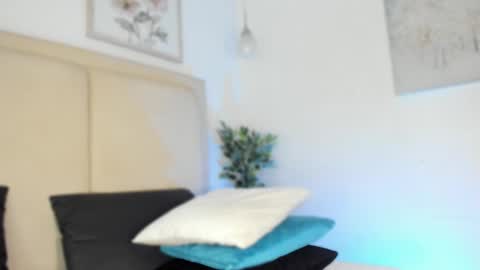 Snapshot of jvenuss chatting on 15, 2, 2025 ees 3 online show from 15, 2, 2025