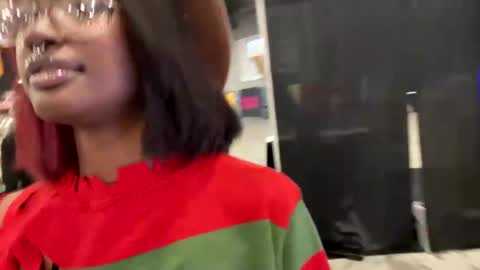 Aki Kim online show from 26, 10, 2025