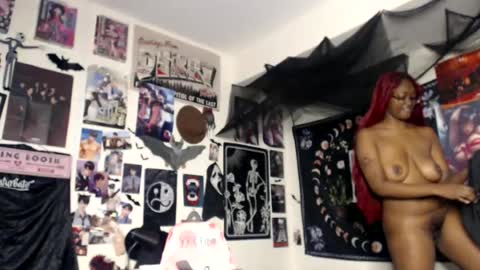 Snapshot of k1m08 chatting on 12, 6, 2026 Aki Kim online show from 12, 6, 2026