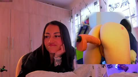  Karolin  online show from 12, 4, 2026