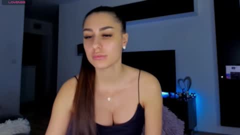 k_chic1 online show from 9, 2, 2025