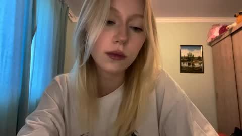 Snapshot of kacicasal chatting on 30, 5, 2026 Mia 1st day here online show from 30, 5, 2026