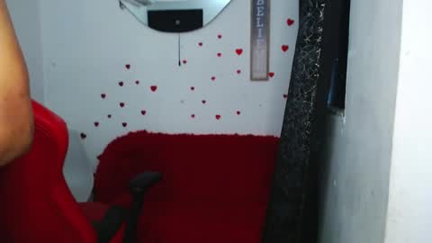 Snapshot of kael_fox chatting on 7, 4, 2026 kael_fox online show from 7, 4, 2026