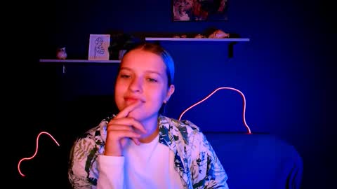 kaela_spell_ online show from 12, 10, 2025
