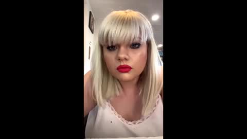 Kaelia and Daniel online show from 21, 4, 2026