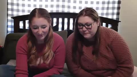 Snapshot of kai_and_eve chatting on 13, 10, 2025 Kai Em and Abs online show from 13, 10, 2025