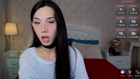 Kaia Monday Thursday FridaySaturdaySunday online show from 5, 11, 2025