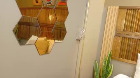 kaiawhite online show from 27, 3, 2026