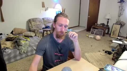 Snapshot of kaiku77 chatting on 12, 9, 2025 Kaiku77 online show from 12, 9, 2025