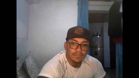 Snapshot of kail_1111 chatting on 28, 11, 2025 kail_1111 online show from 28, 11, 2025