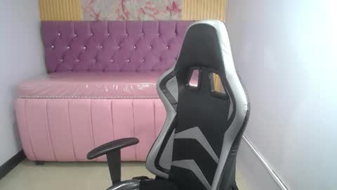 Kailee online show from 13, 4, 2026