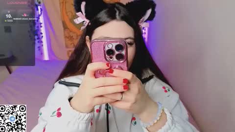 Snapshot of kaisythesmall chatting on 26, 11, 2025 Kessy online show from 26, 11, 2025