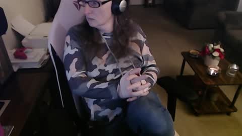 Snapshot of kait331 chatting on 6, 2, 2026 Camprincess331 online show from 6, 2, 2026