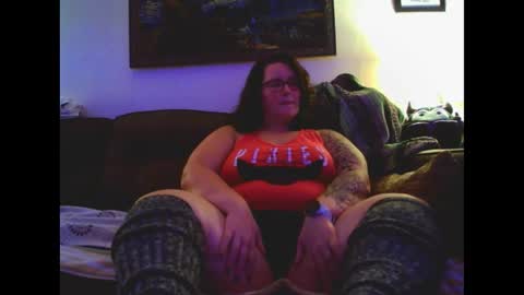 Snapshot of kaitybyrd chatting on 28, 11, 2025 Kaitybyrd online show from 28, 11, 2025