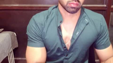 Snapshot of kaku69696 chatting on 26, 10, 2025 Vicky online show from 26, 10, 2025