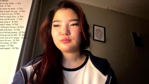Snapshot of kalalinet chatting on 29, 5, 2026 Sakura online show from 29, 5, 2026