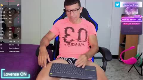 Snapshot of kale_19 chatting on 5, 6, 2026 Kale online show from 5, 6, 2026