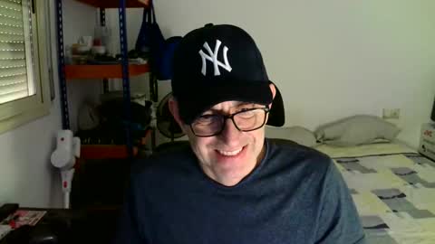Snapshot of kalem48 chatting on 17, 1, 2026 MusicMen49 online show from 17, 1, 2026