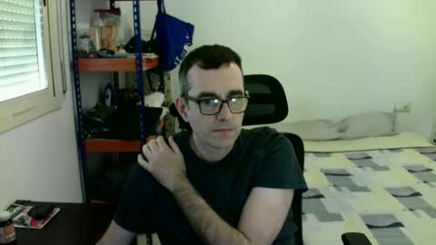 Snapshot of kalem48 chatting on 24, 2, 2026 MusicMen49 online show from 24, 2, 2026