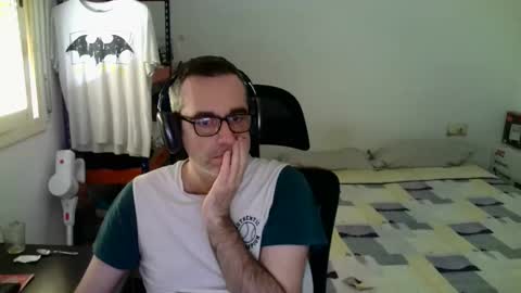 Snapshot of kalem48 chatting on 7, 4, 2026 MusicMen49 online show from 7, 4, 2026