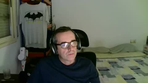 Snapshot of kalem48 chatting on 10, 4, 2026 MusicMen49 online show from 10, 4, 2026