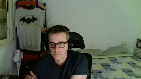 Snapshot of kalem48 chatting on 11, 4, 2026 MusicMen49 online show from 11, 4, 2026
