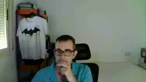 Snapshot of kalem48 chatting on 20, 6, 2026 MusicMen49 online show from 20, 6, 2026