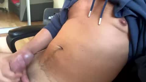 Snapshot of kaliber111 chatting on 31, 10, 2025 kaliber111 online show from 31, 10, 2025