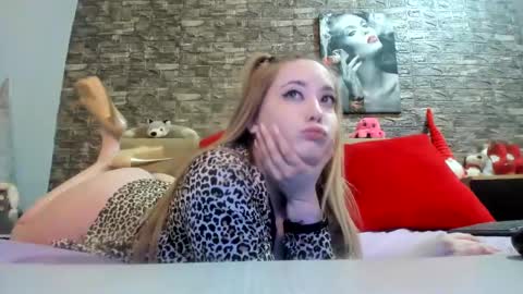 Snapshot of kalindahot chatting on 16, 2, 2025 kalindahot online show from 16, 2, 2025