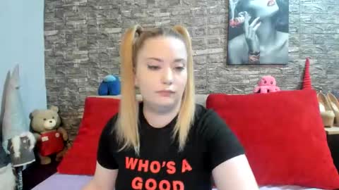 Snapshot of kalindahot chatting on 12, 10, 2025 kalindahot online show from 12, 10, 2025