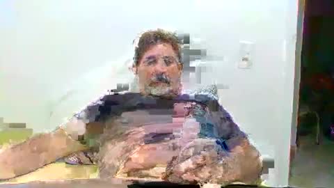 kaliu2021 online show from 12, 4, 2026