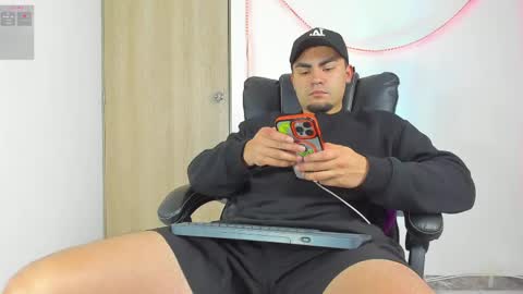 Snapshot of kalivan_voinesscu chatting on 3, 6, 2026 K A L I online show from 3, 6, 2026