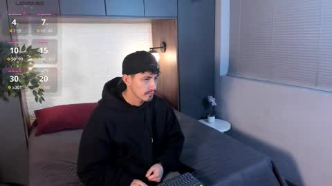 Snapshot of kamal_wolff chatting on 8, 2, 2026 jhon online show from 8, 2, 2026