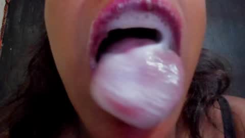 Snapshot of kamariafyre chatting on 2, 2, 2025 Kamaria Fyre online show from 2, 2, 2025