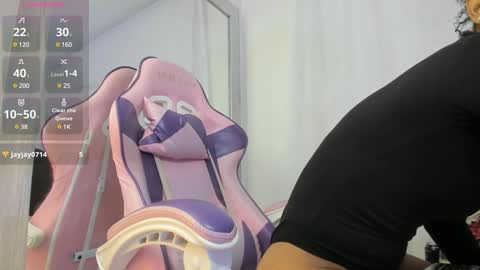 Snapshot of kamila_arias chatting on 12, 12, 2024 online show from 12, 12, 2024