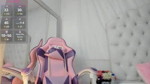 Snapshot of kamila_arias chatting on 6, 1, 2025 online show from 6, 1, 2025