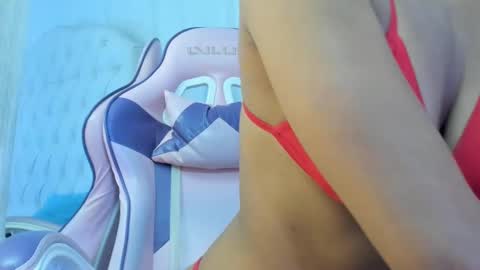 Snapshot of kamila_arias chatting on 1, 3, 2025 online show from 1, 3, 2025